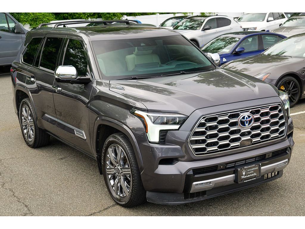 2023 Toyota Sequoia Platinum