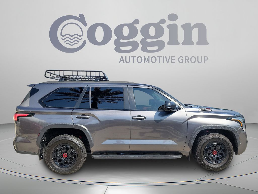 2024 Toyota Sequoia SR5
