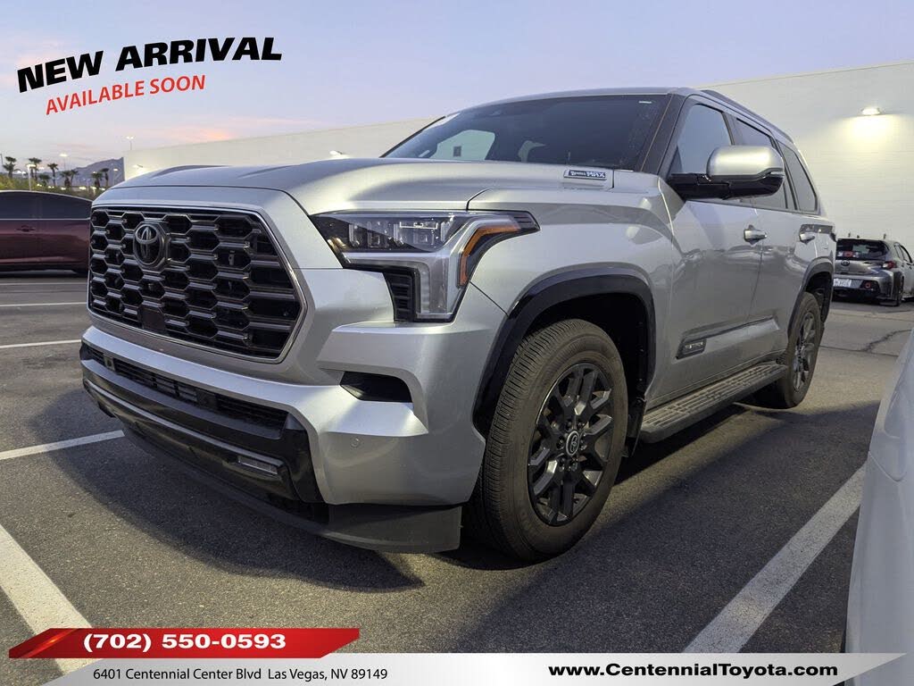 2024 Toyota Sequoia SR5