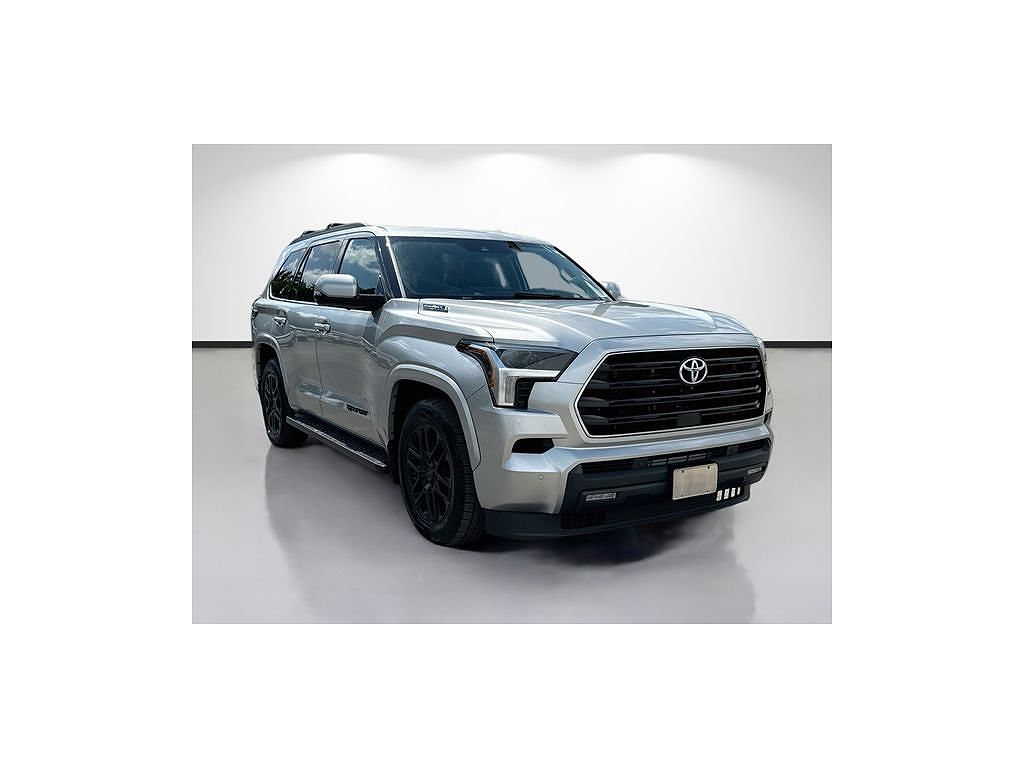 2023 Toyota Sequoia SR5