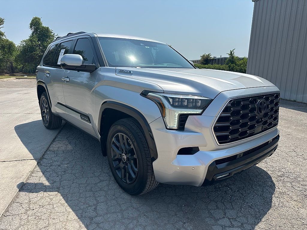 2024 Toyota Sequoia SR5