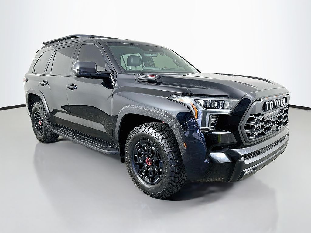 2025 Toyota Sequoia SR5