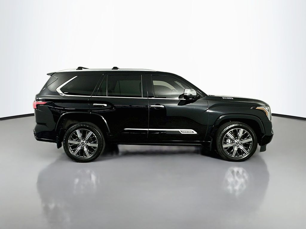 2023 Toyota Sequoia Platinum