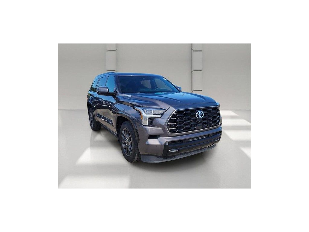 2023 Toyota Sequoia SR5