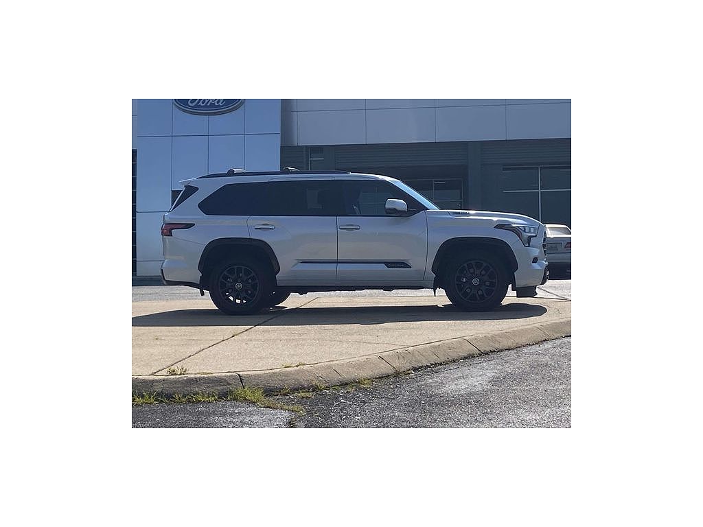 2024 Toyota Sequoia SR5