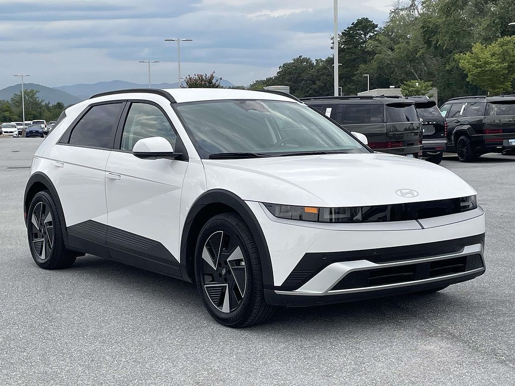 2025 Hyundai Ioniq 5 SEL