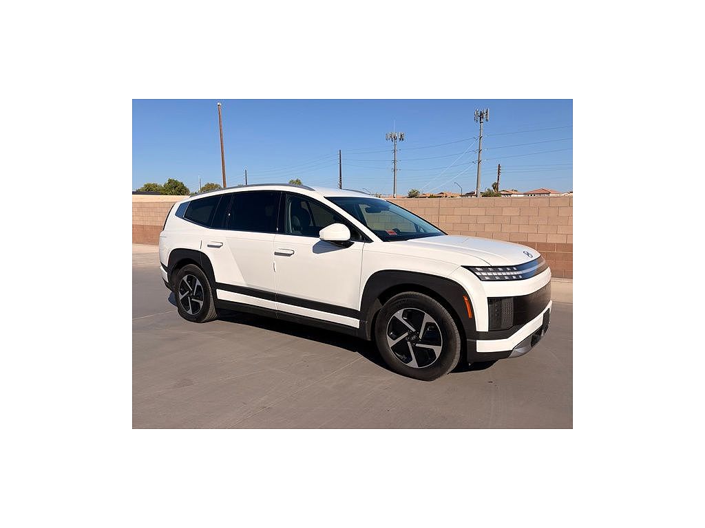 2026 Hyundai Ioniq 9 SE
