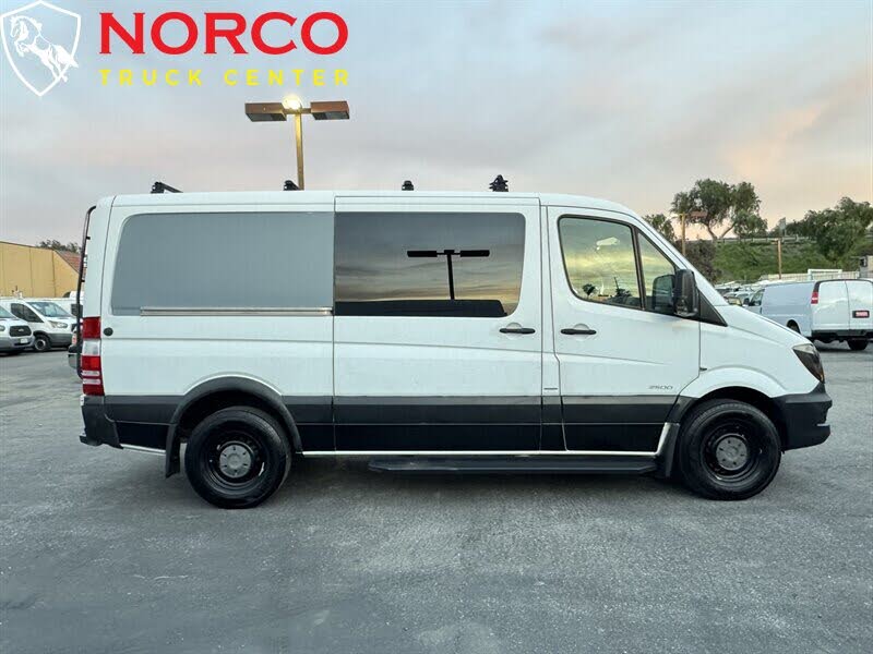 2016 Mercedes-Benz Sprinter 2500 144 WB Crew