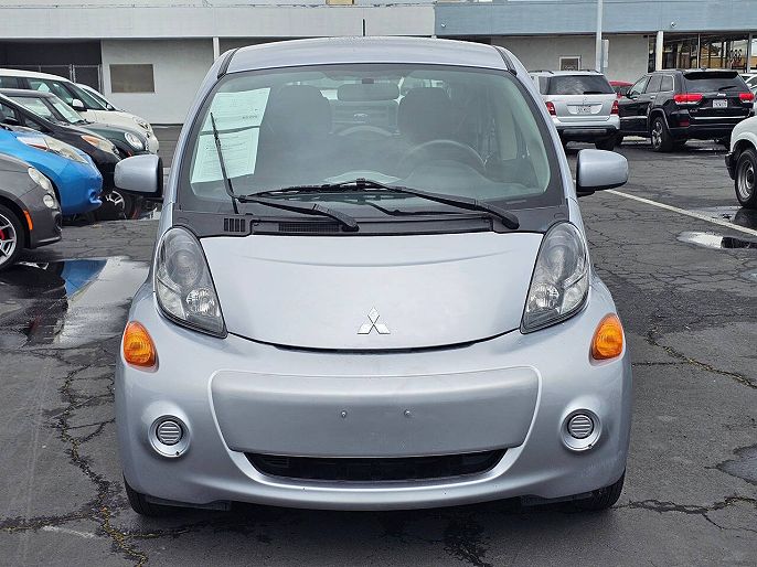 2012 Mitsubishi i-MiEV photo 2