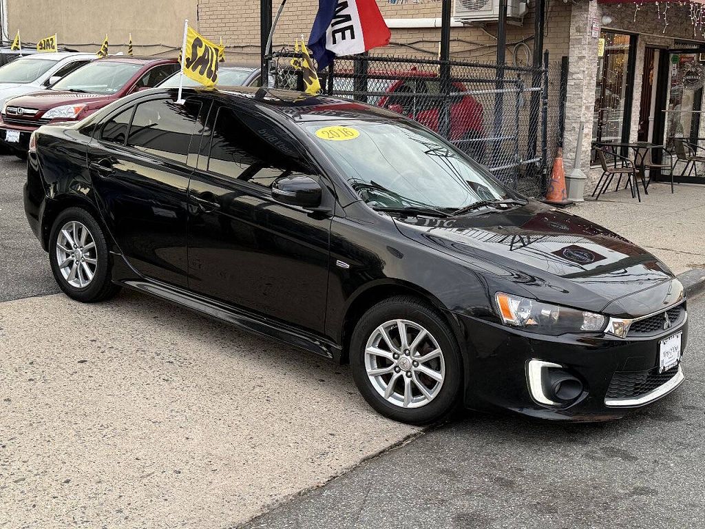 2016 Mitsubishi Lancer ES