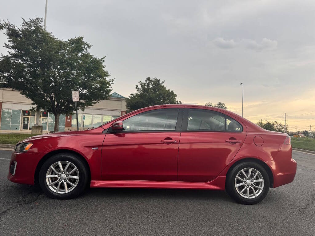 2016 Mitsubishi Lancer ES