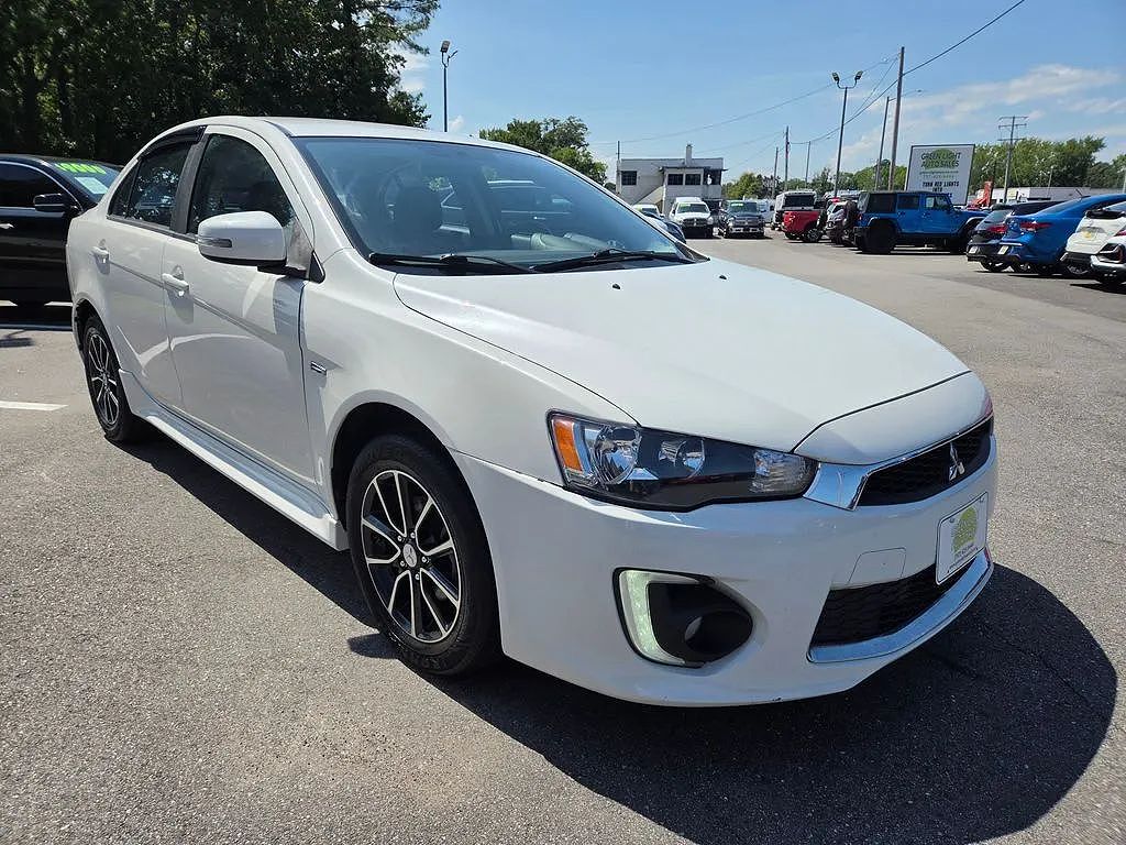 2017 Mitsubishi Lancer LE