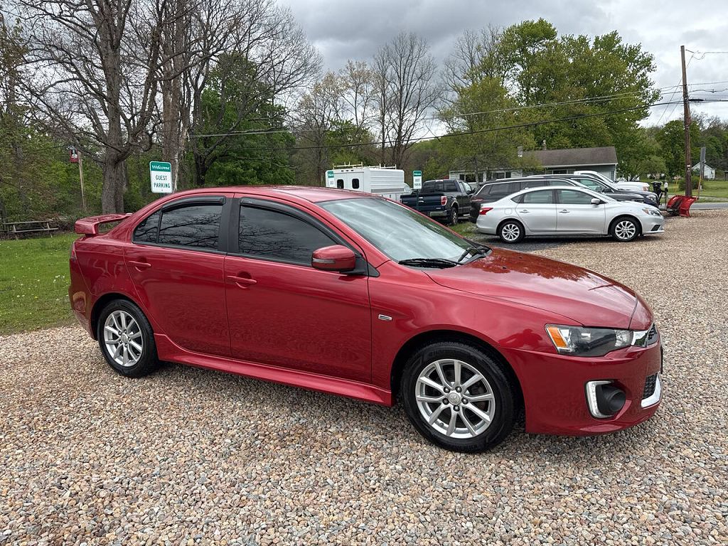 2016 Mitsubishi Lancer ES