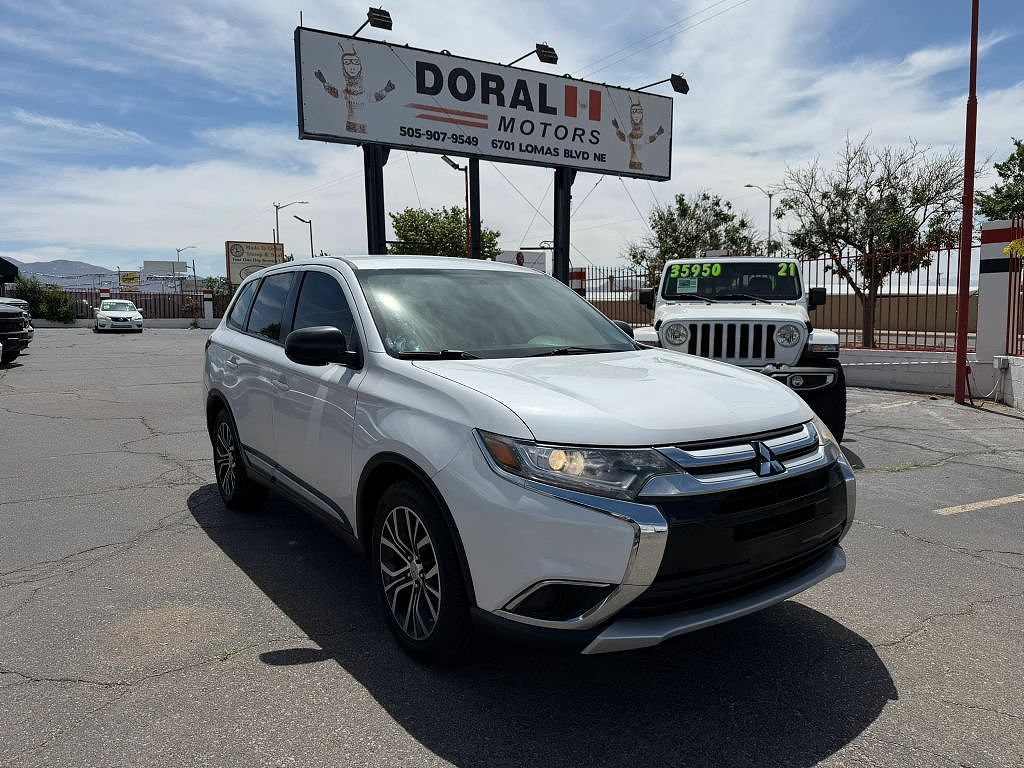 2016 Mitsubishi Outlander ES
