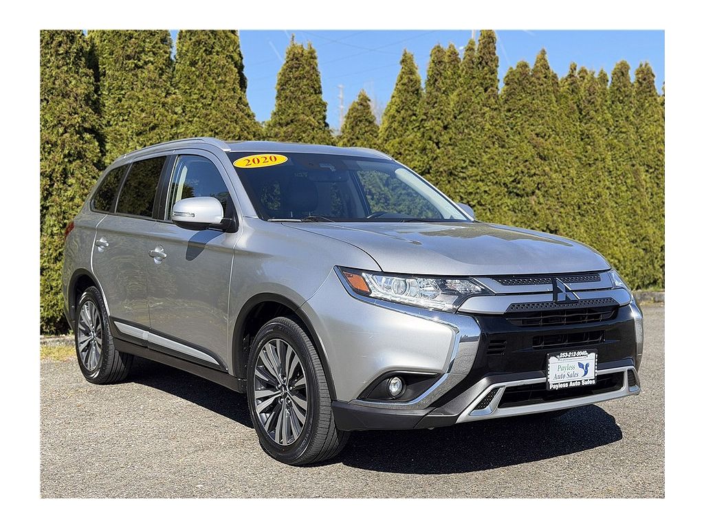 2020 Mitsubishi Outlander SE