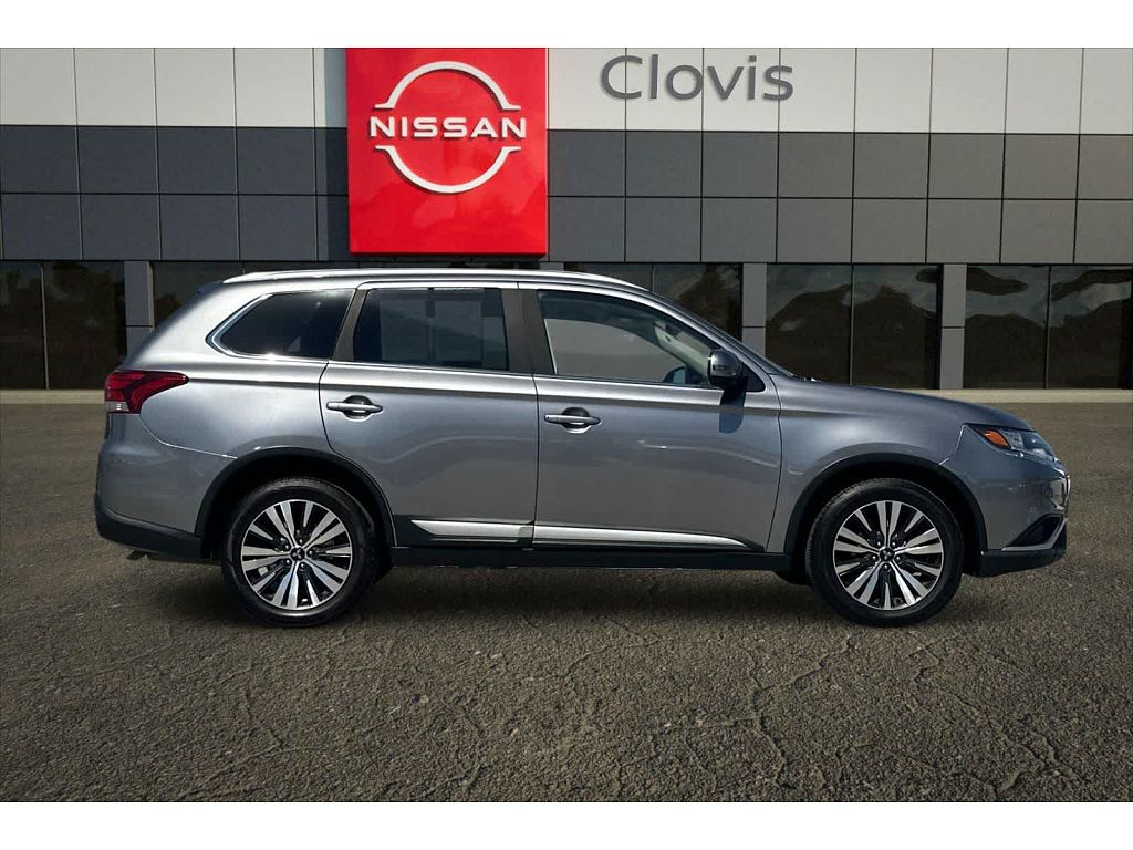 2019 Mitsubishi Outlander SE
