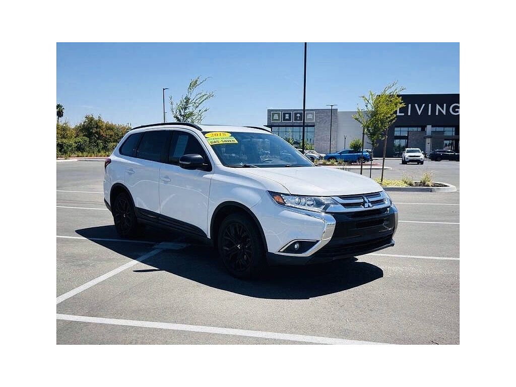 2018 Mitsubishi Outlander LE