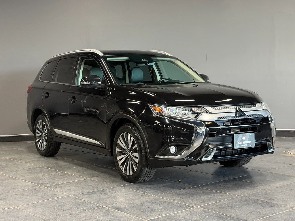 2020 Mitsubishi Outlander SE