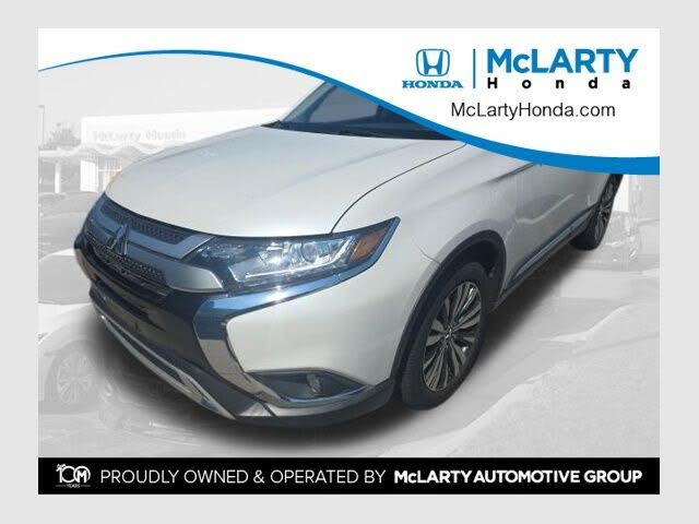 2020 Mitsubishi Outlander SE