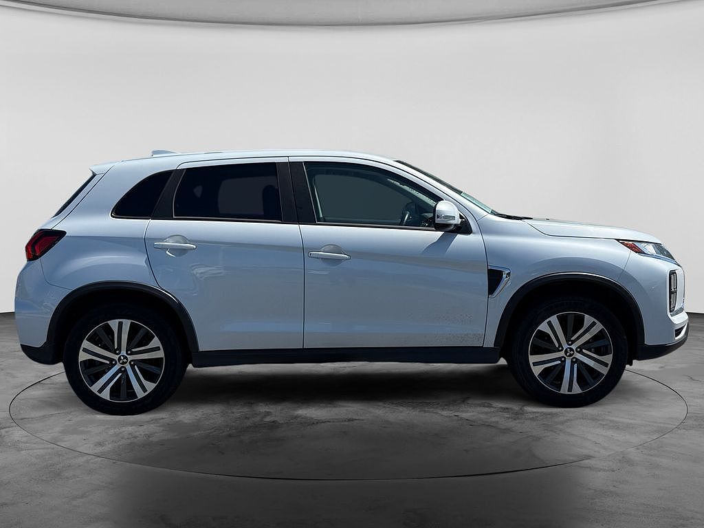 2024 Mitsubishi Outlander Sport 2.0 LE