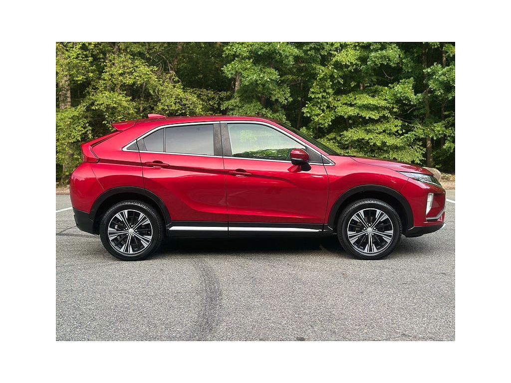 2020 Mitsubishi Eclipse Cross SE