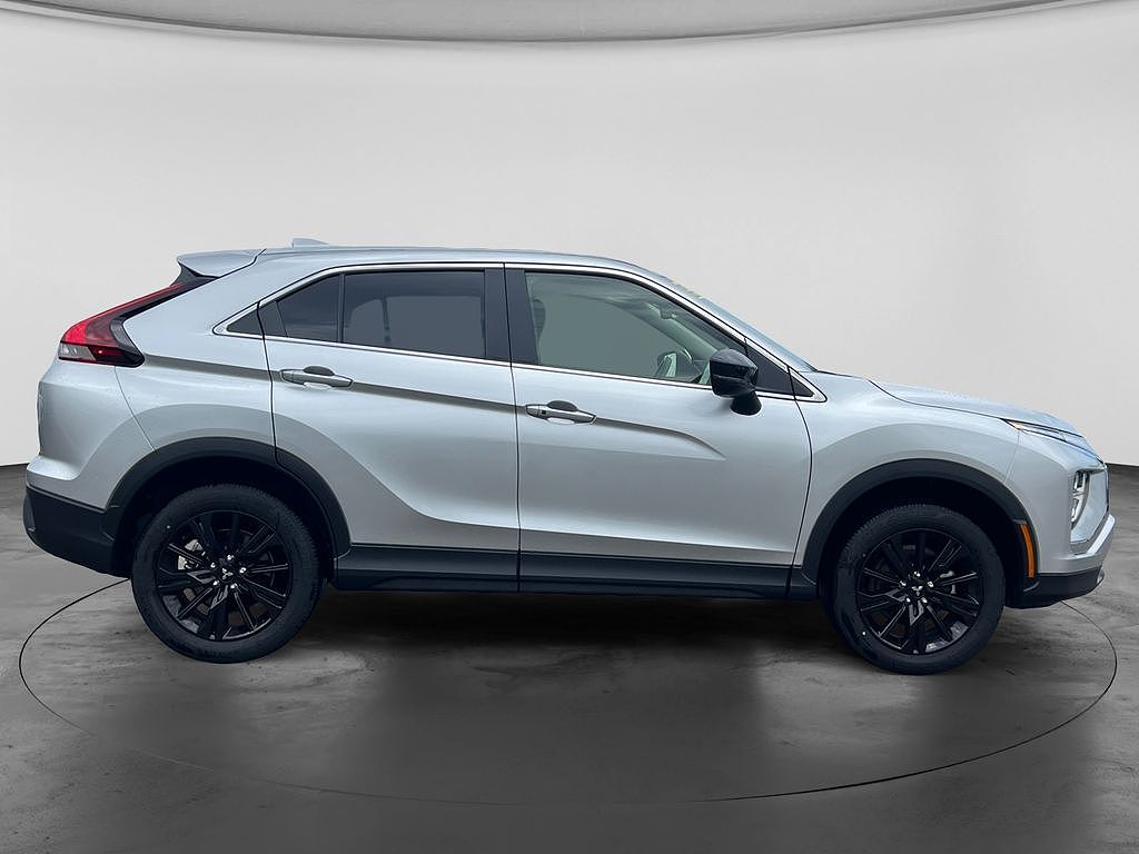 2025 Mitsubishi Eclipse Cross LE