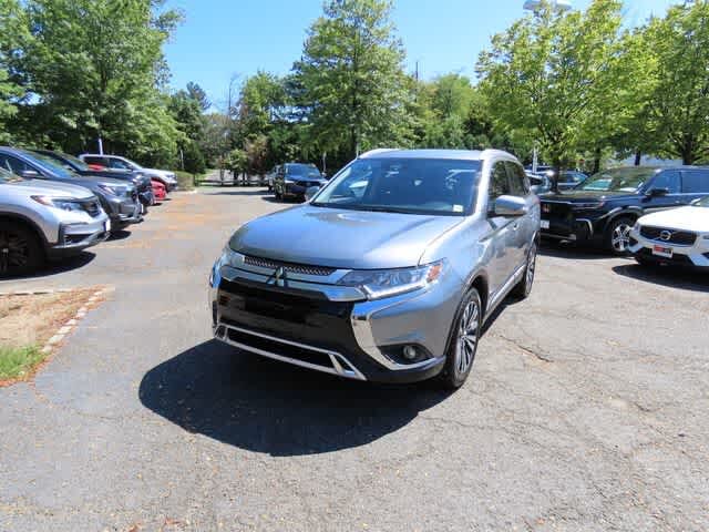 2020 Mitsubishi Outlander SE