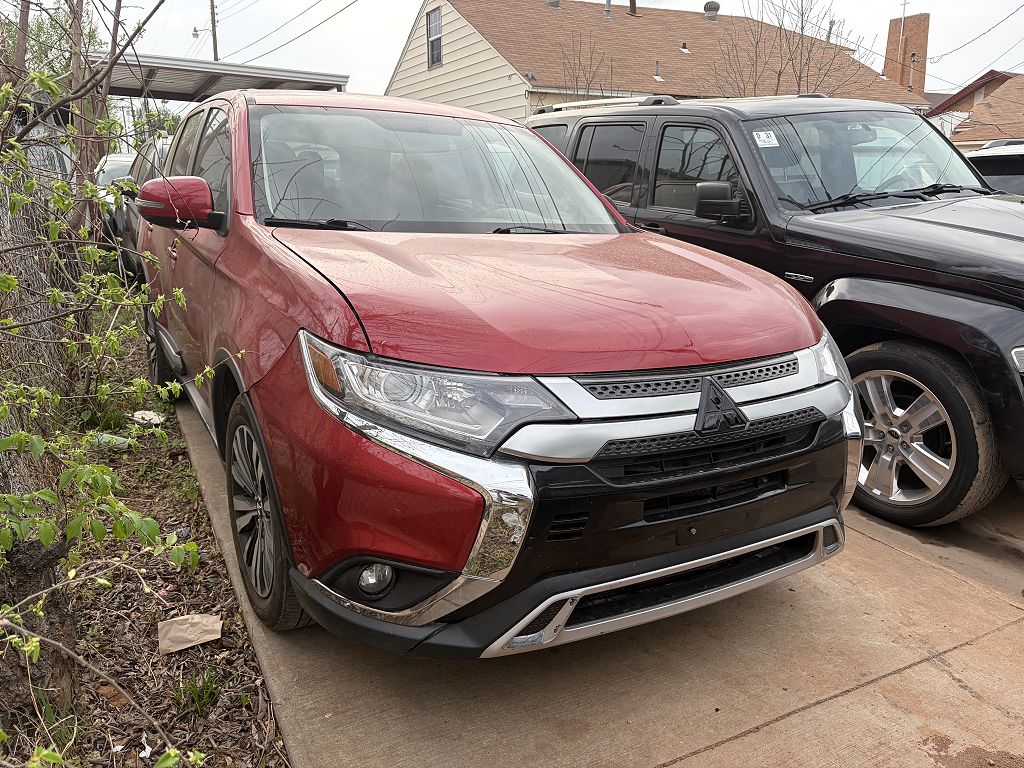 2019 Mitsubishi Outlander SE