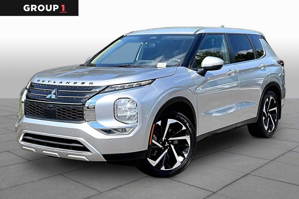 2022 Mitsubishi Outlander Black Edition