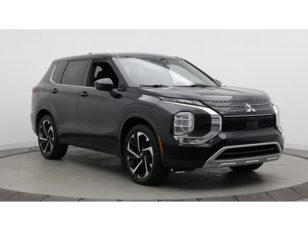 2022 Mitsubishi Outlander Black Edition