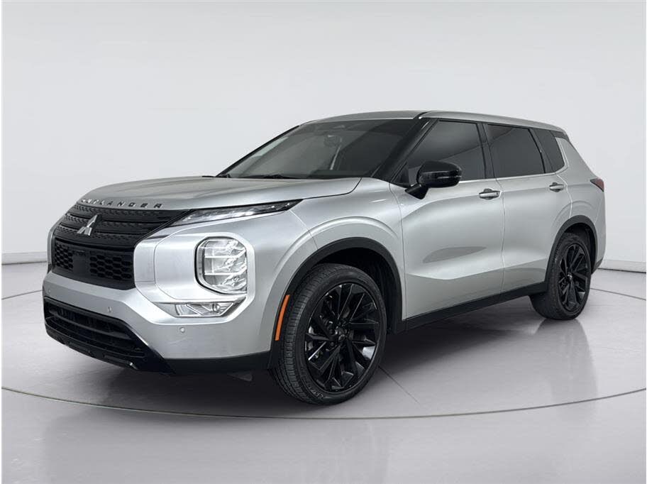 2022 Mitsubishi Outlander Black Edition