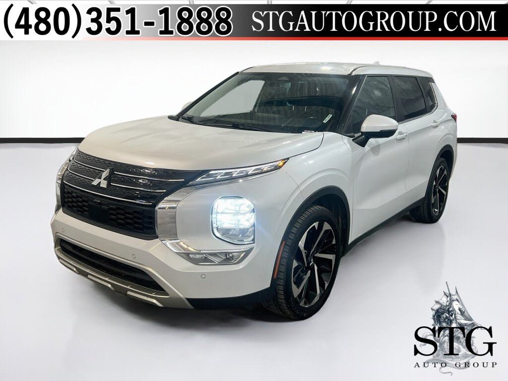 2023 Mitsubishi Outlander Black Edition