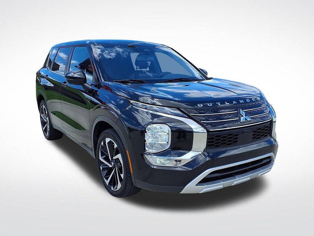 2023 Mitsubishi Outlander Black Edition