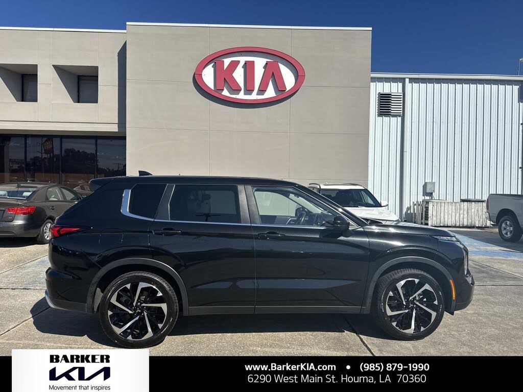 2022 Mitsubishi Outlander Black Edition