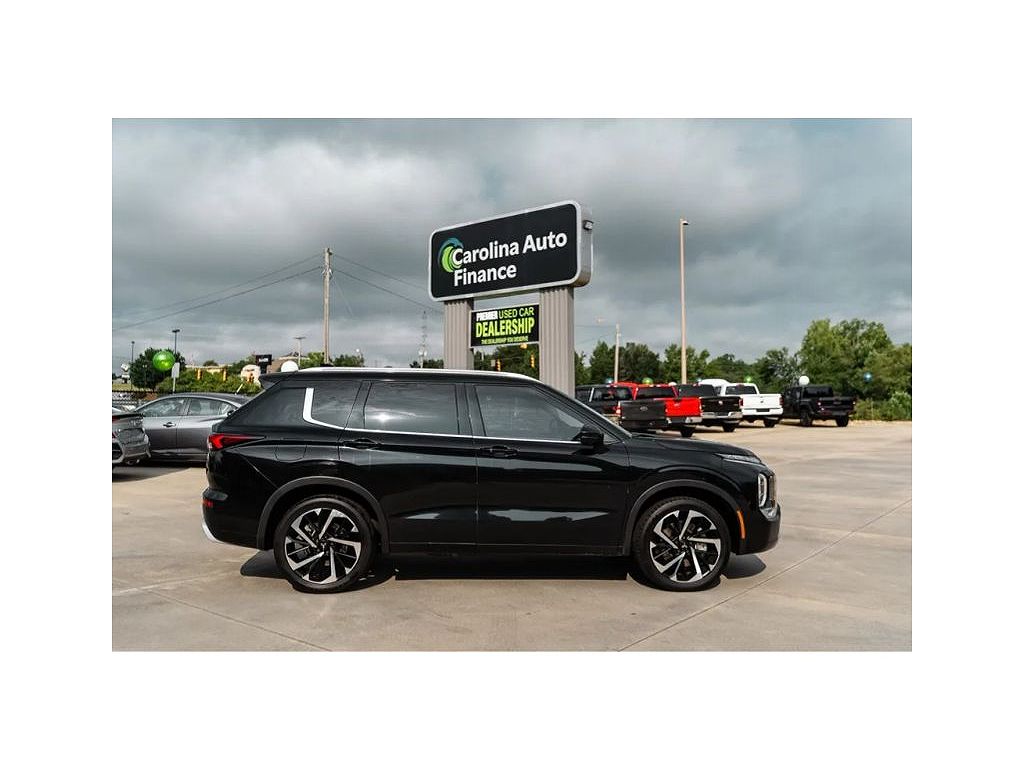 2023 Mitsubishi Outlander SEL Black Edition
