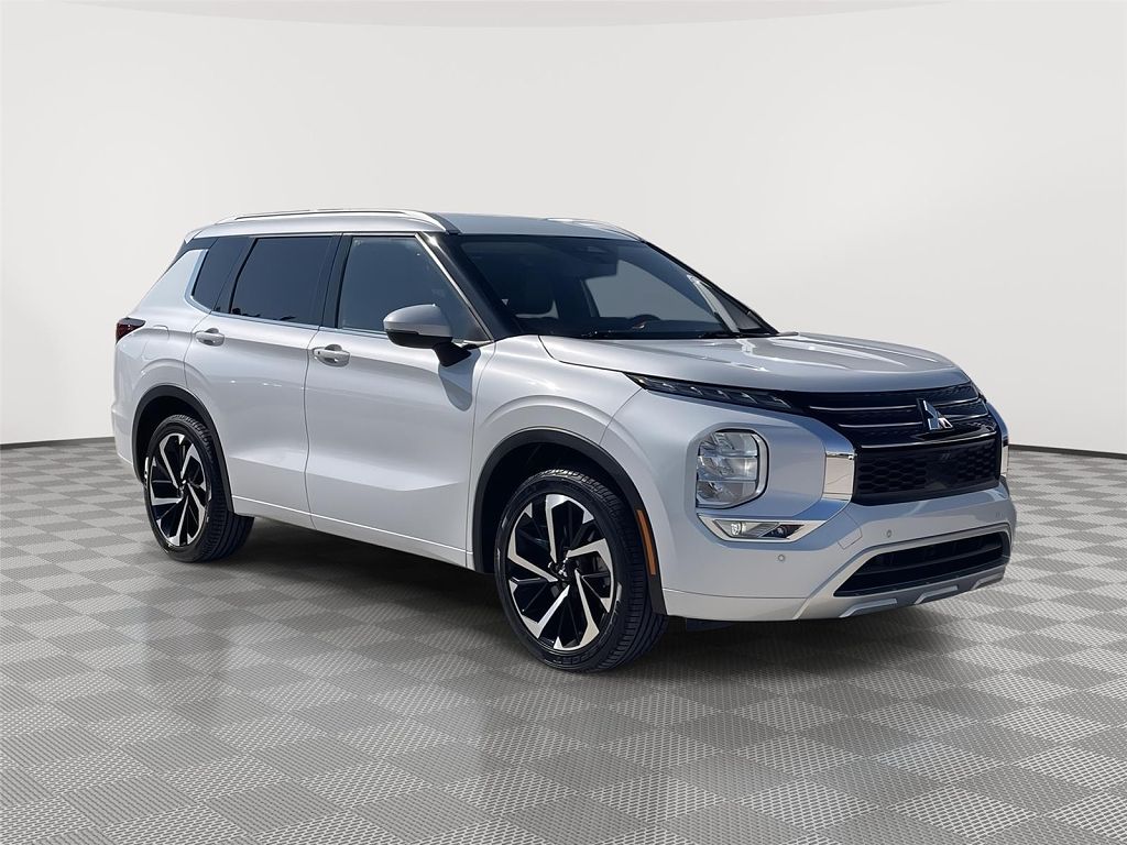 2023 Mitsubishi Outlander SEL Black Edition