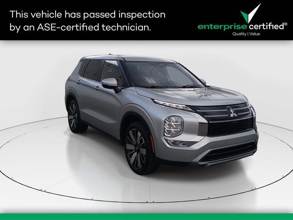 2025 Mitsubishi Outlander SE