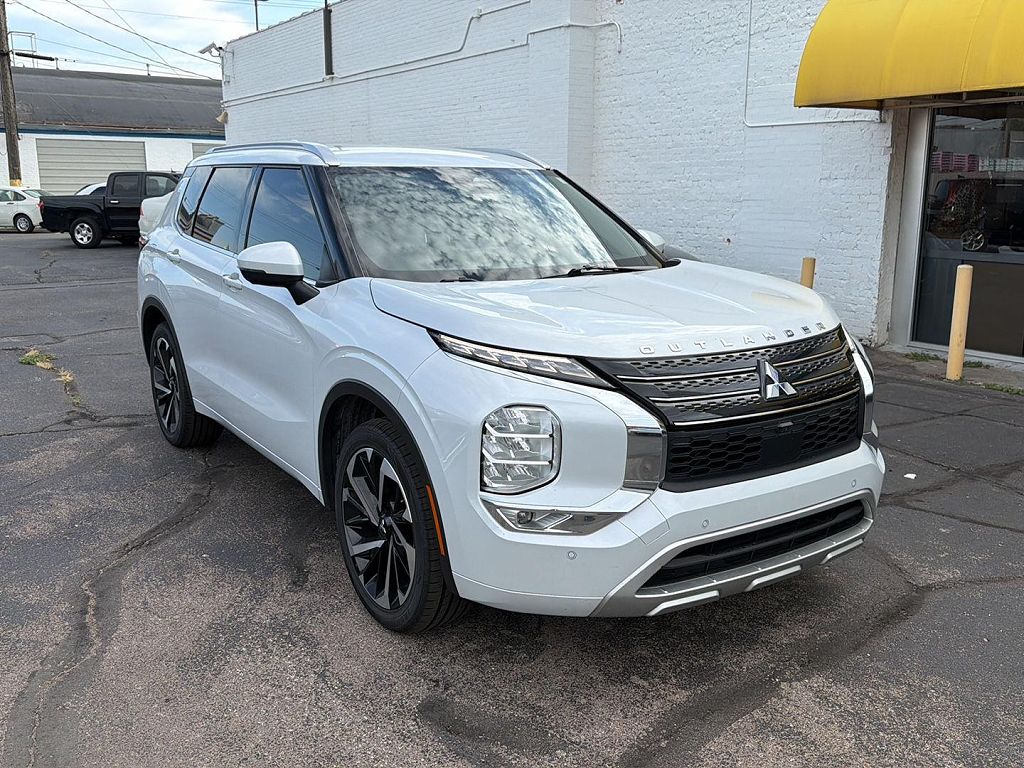 2023 Mitsubishi Outlander SEL Black Edition