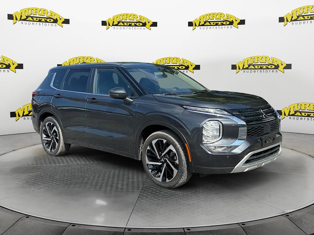 2024 Mitsubishi Outlander Black Edition