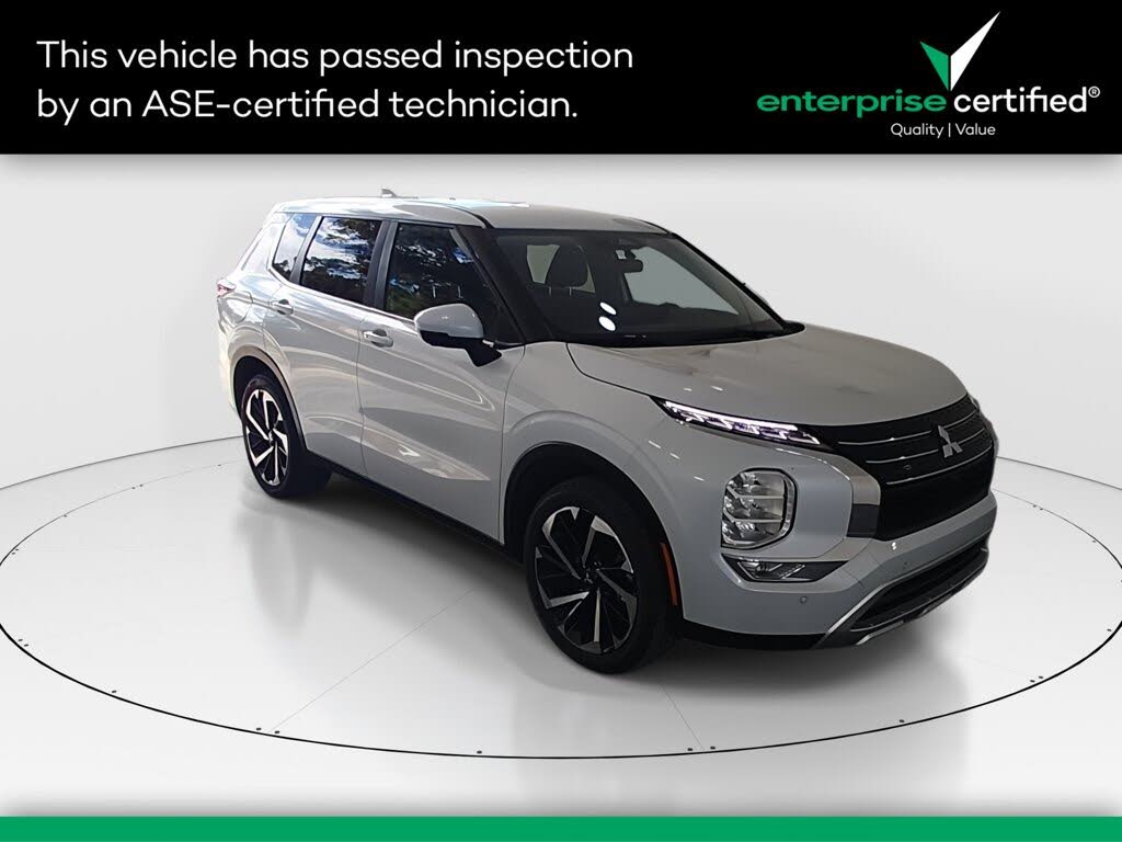 2024 Mitsubishi Outlander SE