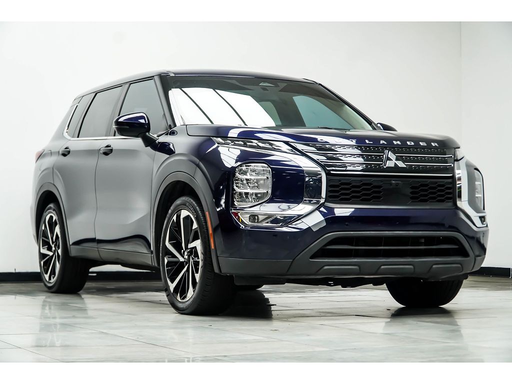 2024 Mitsubishi Outlander Black Edition