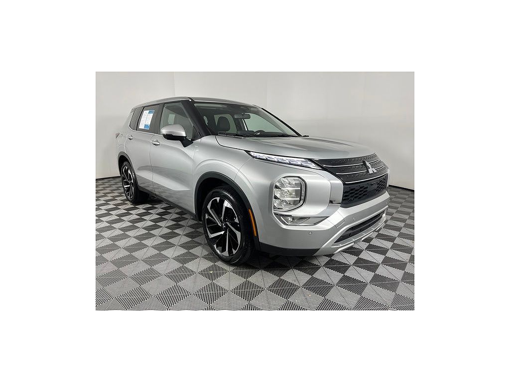 2024 Mitsubishi Outlander Black Edition