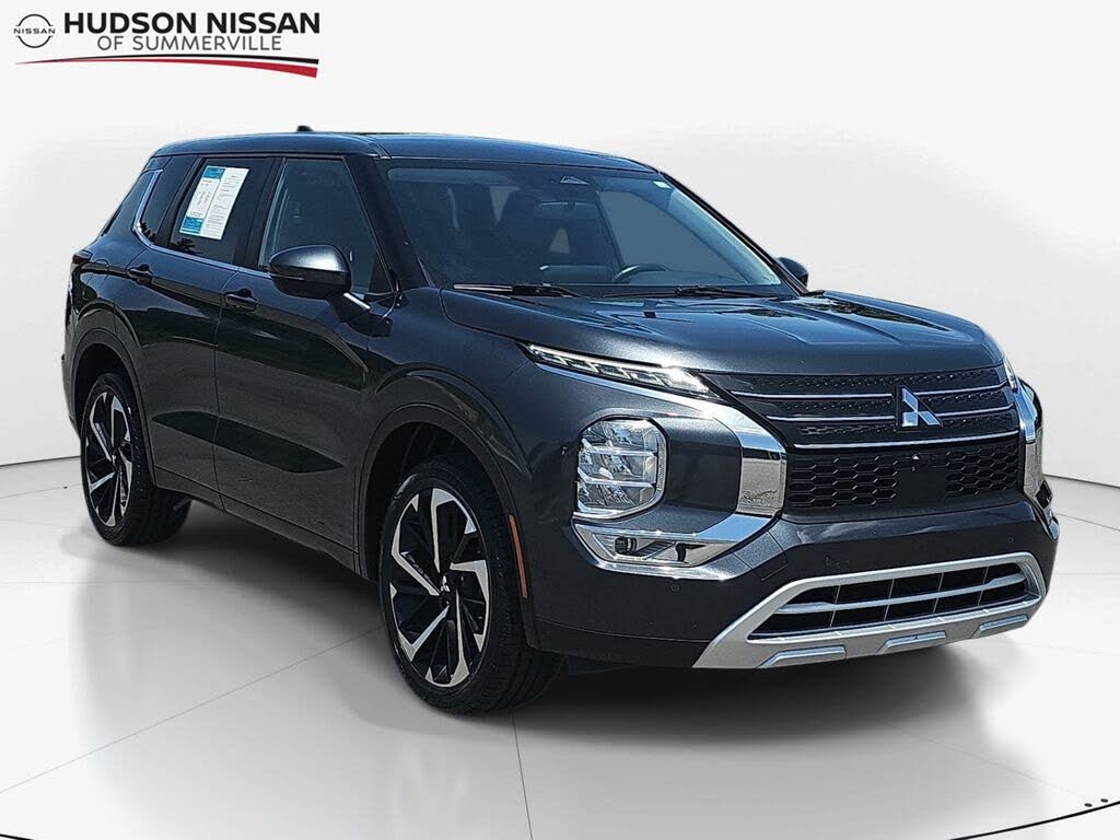 2024 Mitsubishi Outlander Black Edition