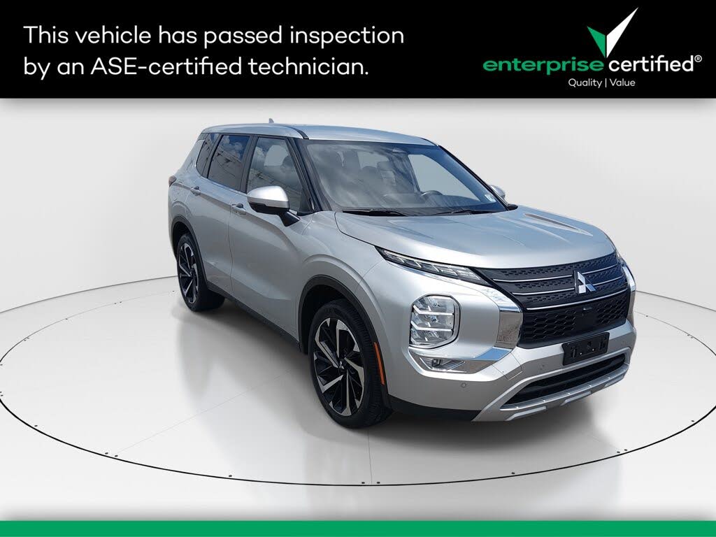 2024 Mitsubishi Outlander SE