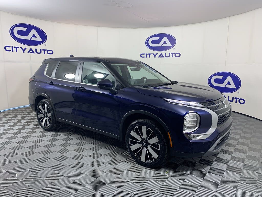 2025 Mitsubishi Outlander SE
