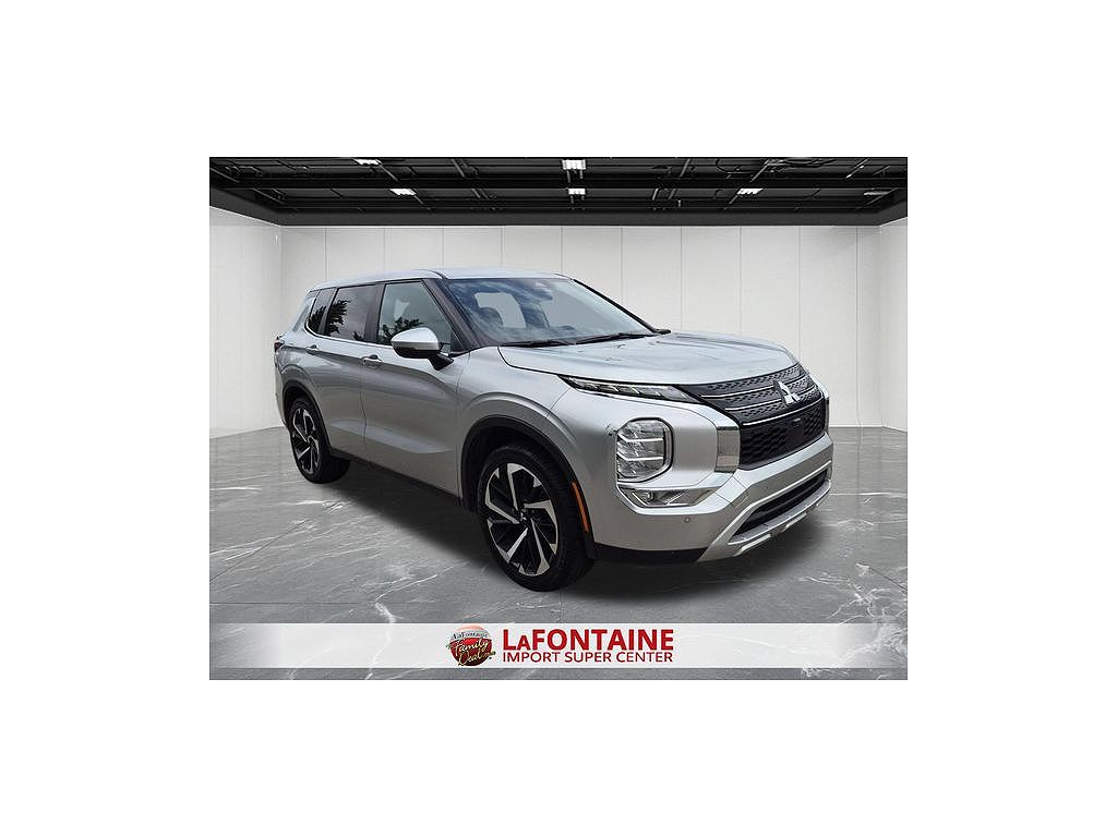 2024 Mitsubishi Outlander Black Edition