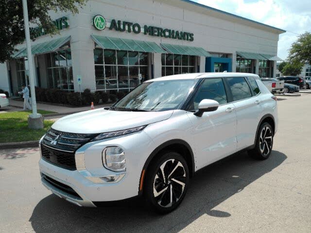 2024 Mitsubishi Outlander Black Edition