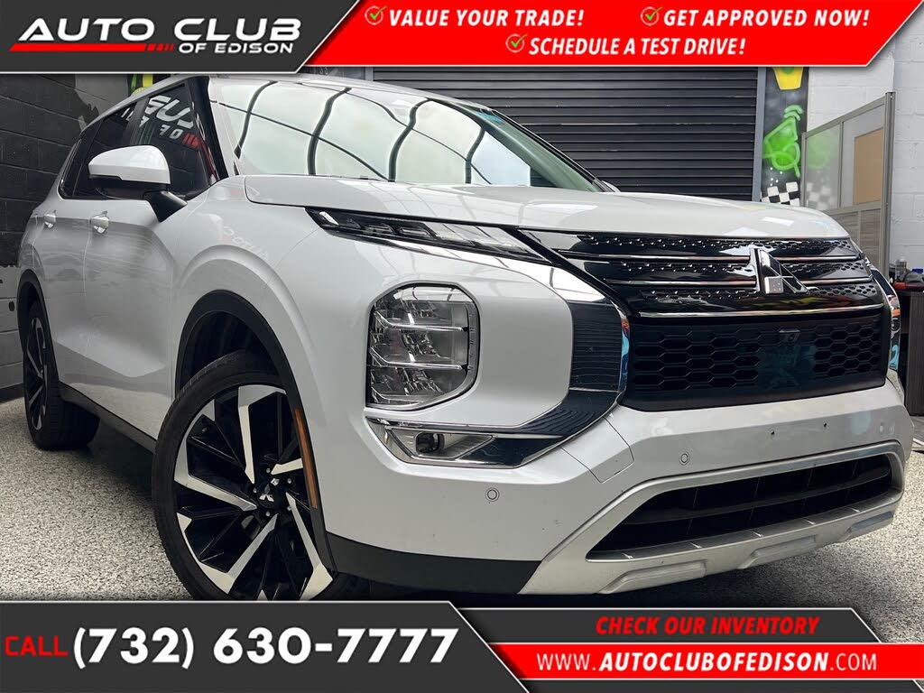 2024 Mitsubishi Outlander Black Edition