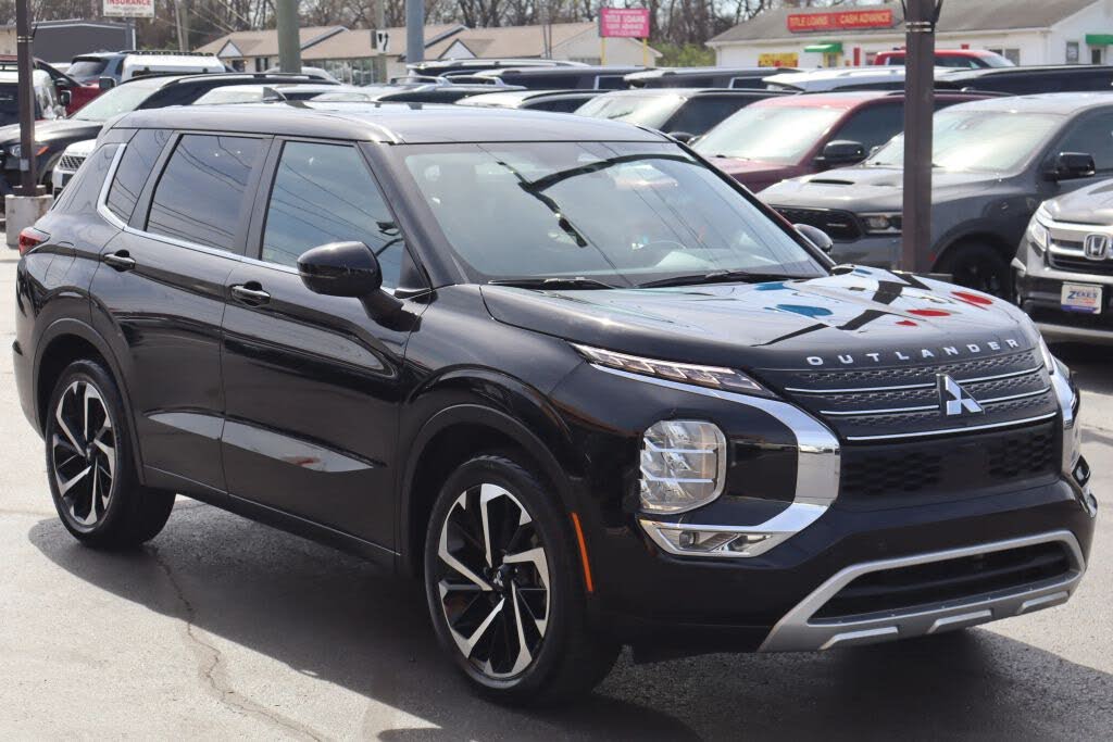 2024 Mitsubishi Outlander Black Edition