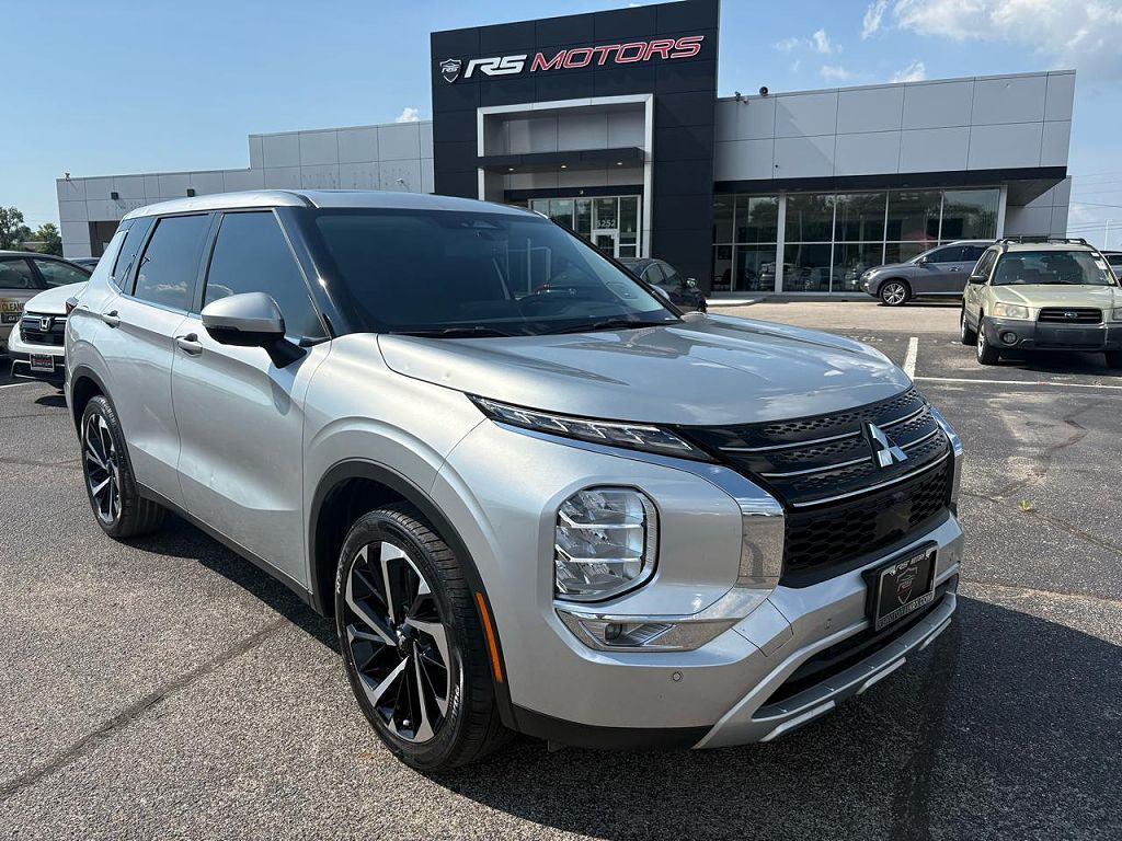 2024 Mitsubishi Outlander Black Edition